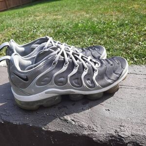 Nike Air Vapor Max Plus Shoes Size 10.5